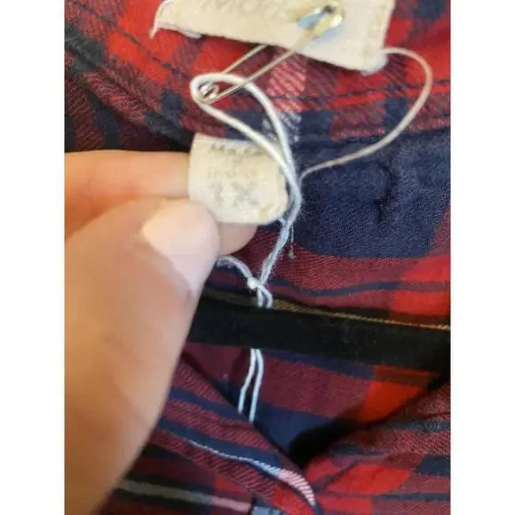 Marisol Red Plaid Button-Down Shirt. Sz. 1X - Picture 4 of 4